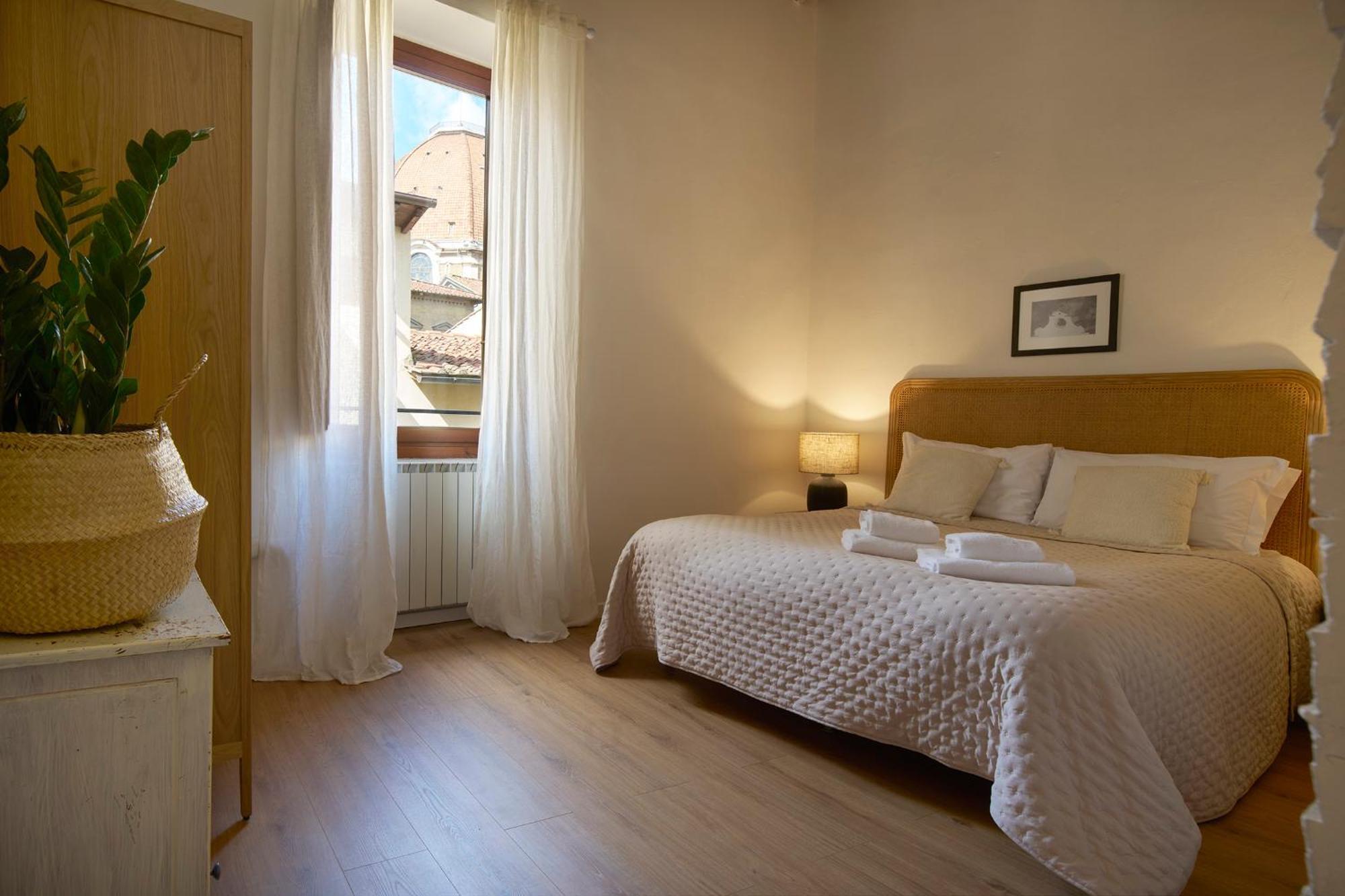 On The Duomo - Super Chic Apartment Firenze Bagian luar foto