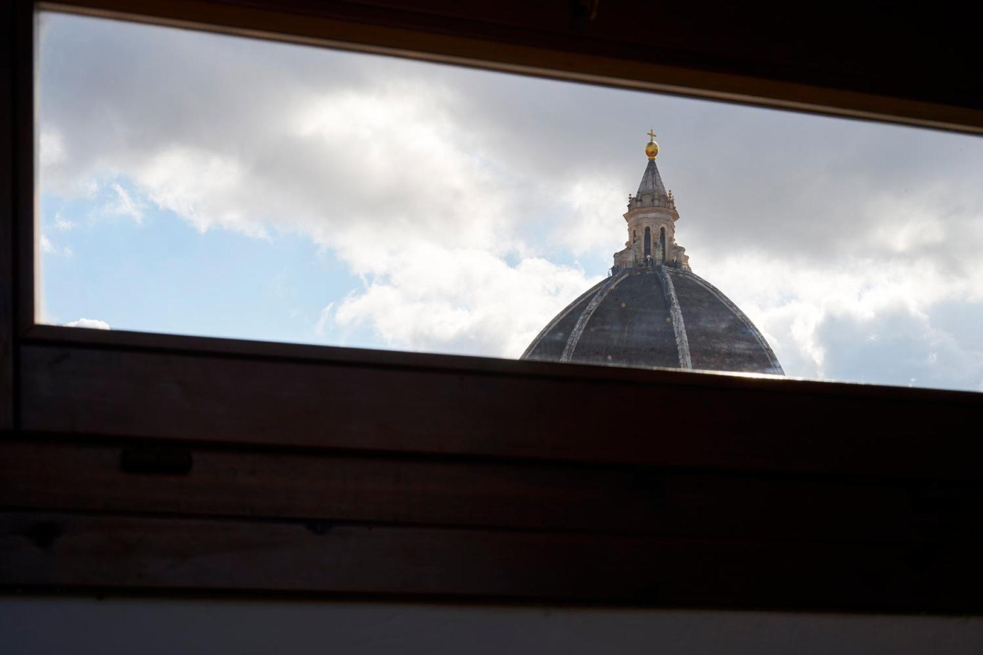 On The Duomo - Super Chic Apartment Firenze Bagian luar foto