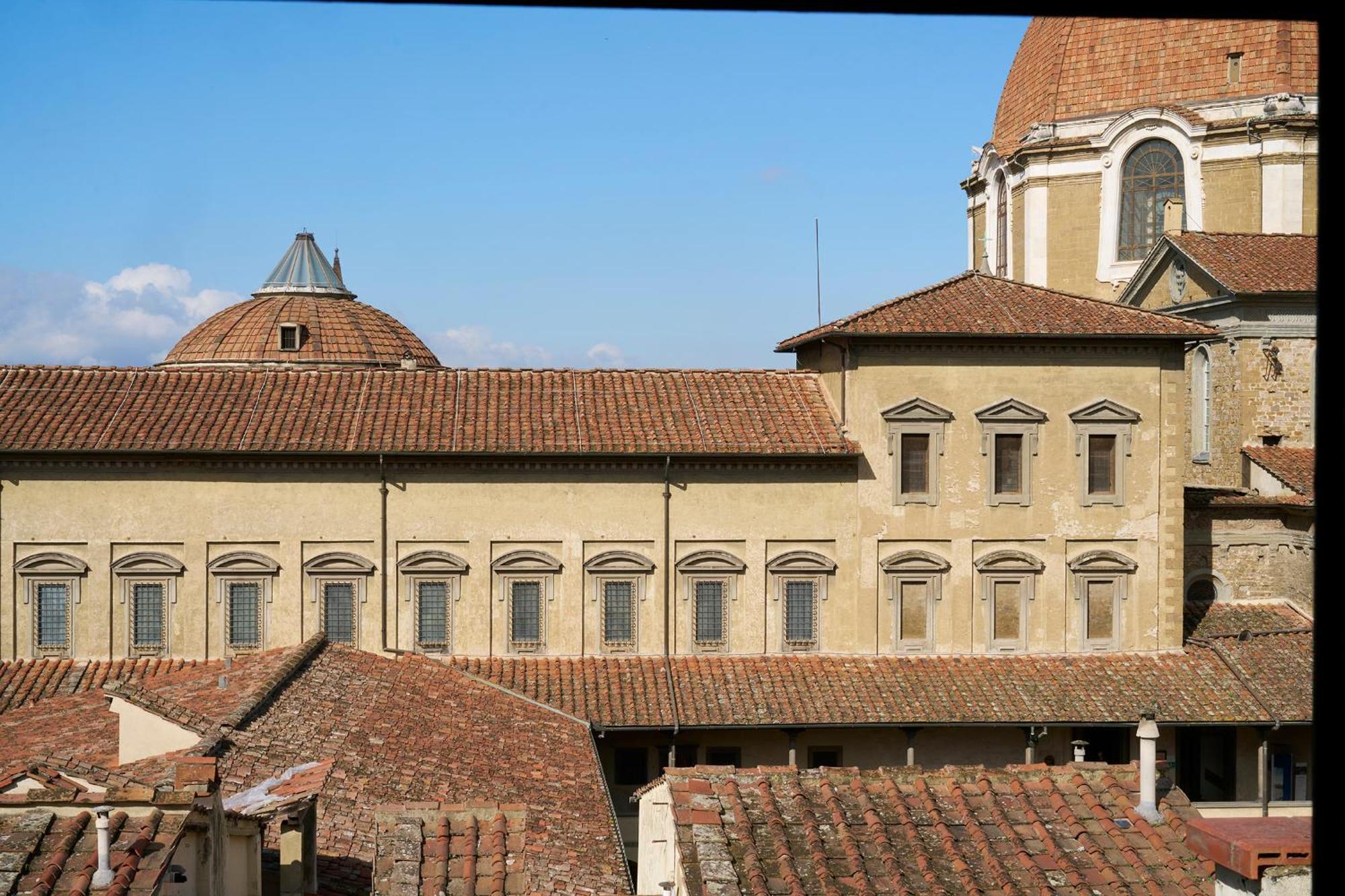 On The Duomo - Super Chic Apartment Firenze Bagian luar foto
