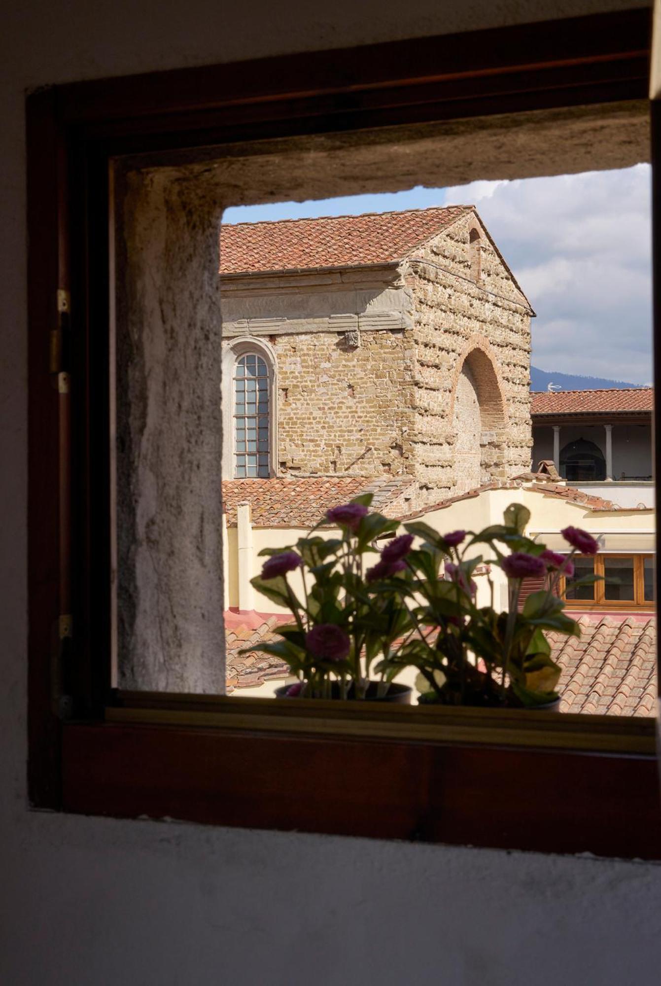 On The Duomo - Super Chic Apartment Firenze Bagian luar foto