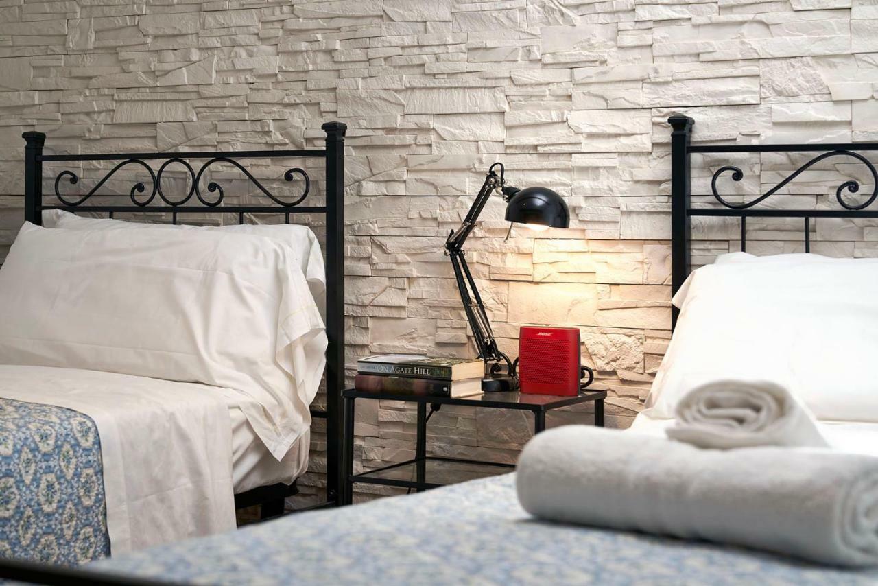 On The Duomo - Super Chic Apartment Firenze Bagian luar foto
