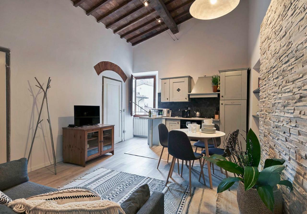 On The Duomo - Super Chic Apartment Firenze Bagian luar foto